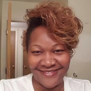 Meet your Posher, Monica