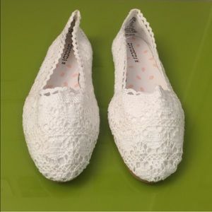 Bundle for @xtinaslade