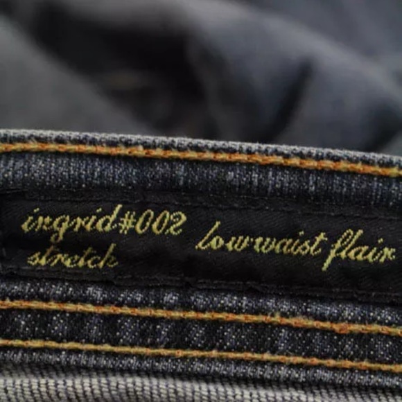 CITIZENS OF HUMANITY  DISTRESSED JEANS SIZE 26 - Picture 3 of 4