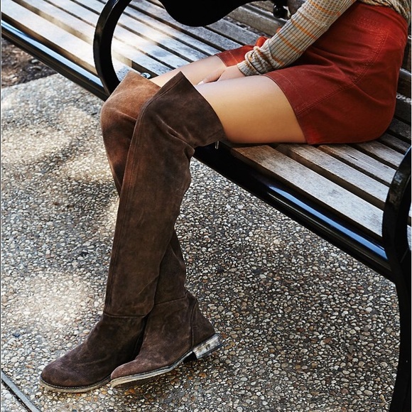 Free People Shoes - 🎉1 SIZE 41 LEFT🎉Over-the-knee boots