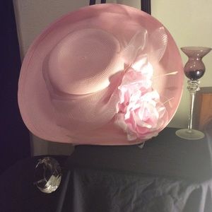 Woman's hat