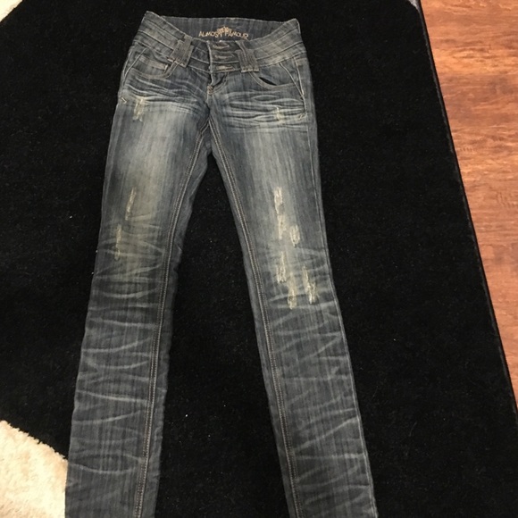 New dark wash jeans sz3