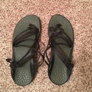 Rare Size 8 Black Chaco Sleet Sandal