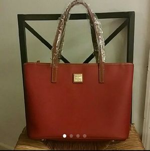 Nwt Dooney Bourke leather bag