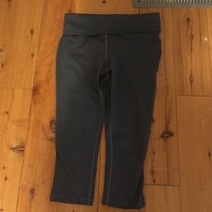 Women's Nike Dri-Fit crop workout pant