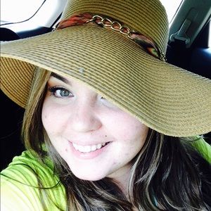 Meet your Posher, Mabel