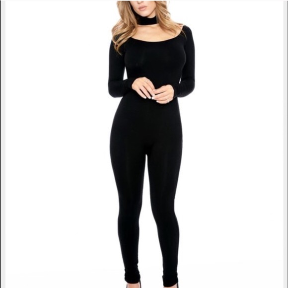 Jumpsuit with choker - Picture 1 of 4