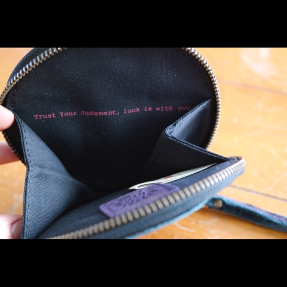 Lucky Brand wristlet ☮️ - Picture 3 of 4