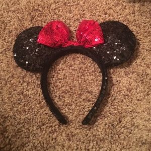 Sparkley Minnie ears