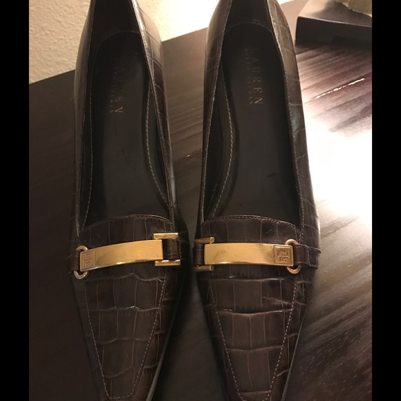 Ralph Lauren croc leather pump