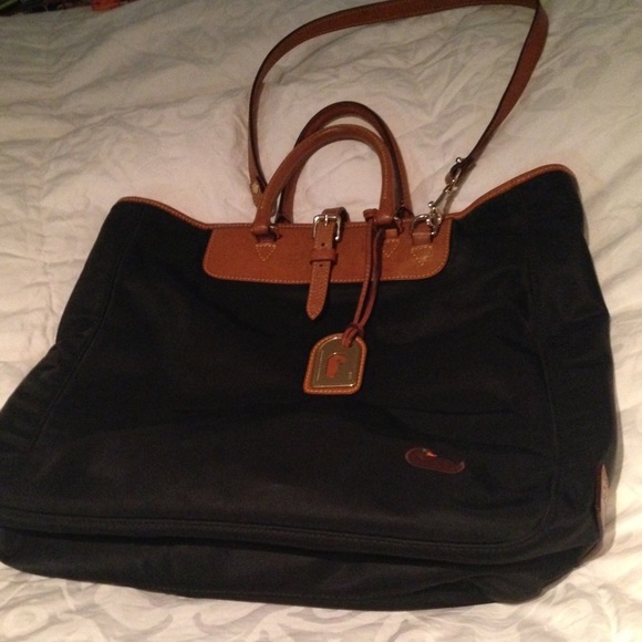 Handbags - Dooney & Bourke Editors Tote