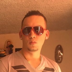 Meet your Posher, Juan