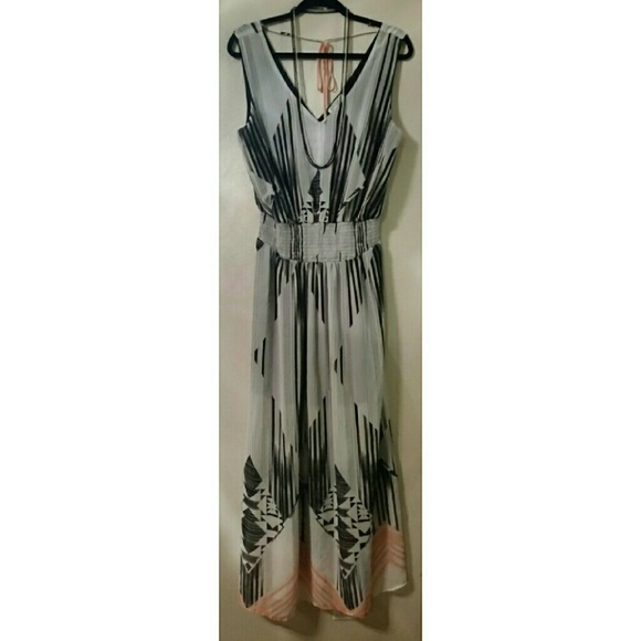 Sale! Size 16 flattering full length dress.