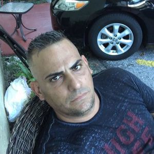 Meet your Posher, Marcos