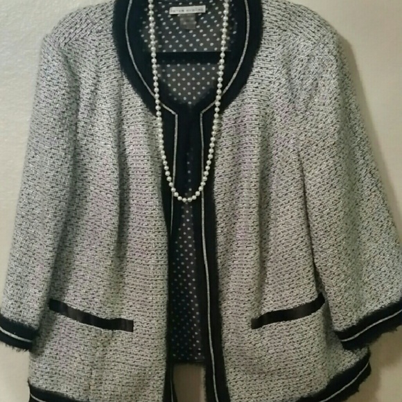 Sale! Peter Nygard-Women's blazer