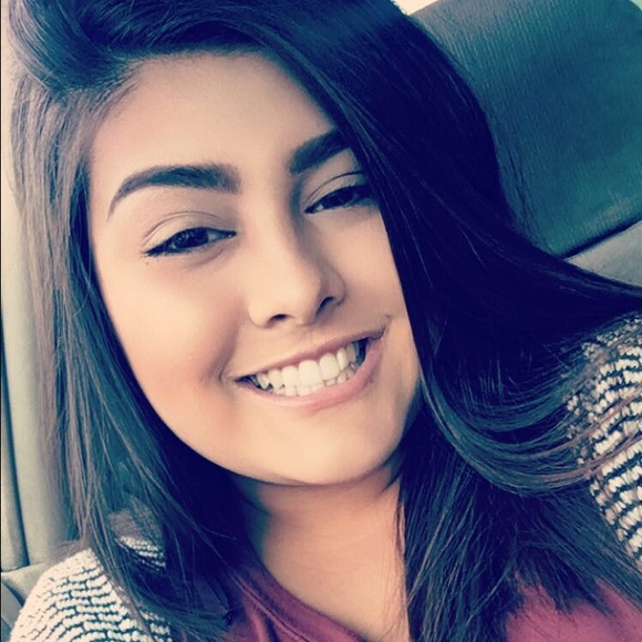 Meet your Posher, Brianna - Picture 1 of 1