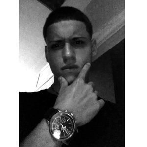 Meet your Posher, Luis