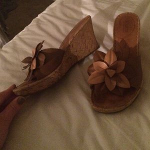 Born wedge sandal hardly worn flower