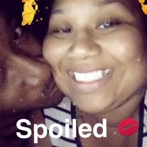 Meet your Posher, Mya