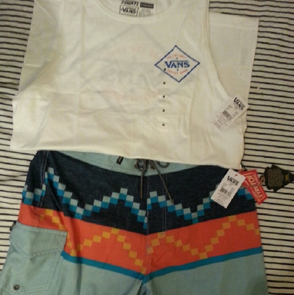 Men's vans tanktop and beach short bundle
