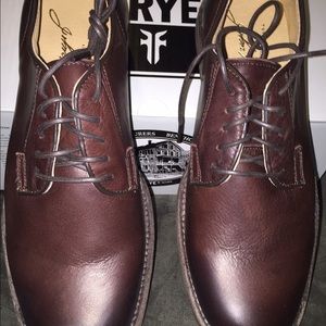 New Women's Frye shoes, Philip oxfords style Sz 7