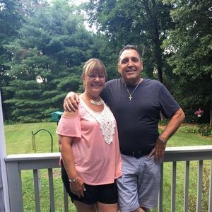 Meet your Posher, Laurie