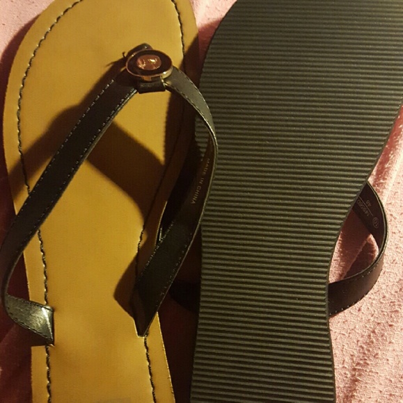 Flip flops
