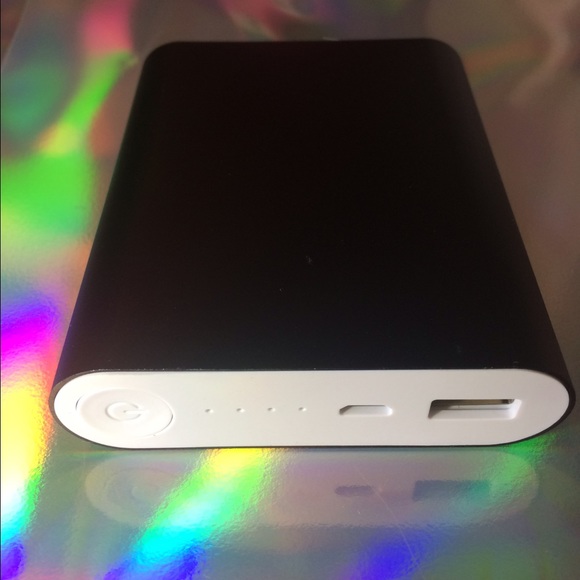 Portable USB Battery Power Charger For Cellular