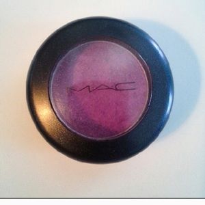 Mac eyeshadow