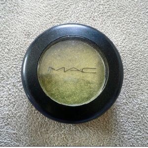 Mac eyeshadow
