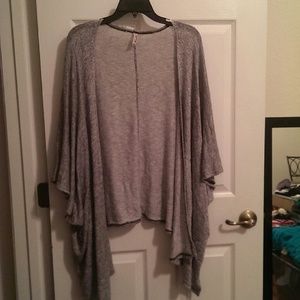 Gray oversized flowey cardigan