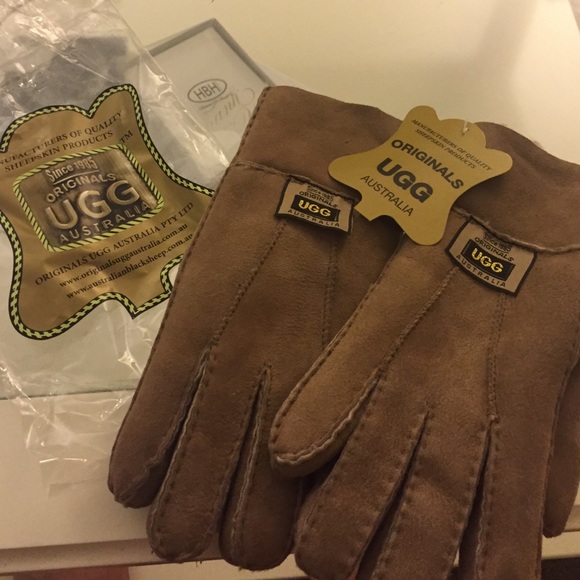 Authentic UGG Australia gloves