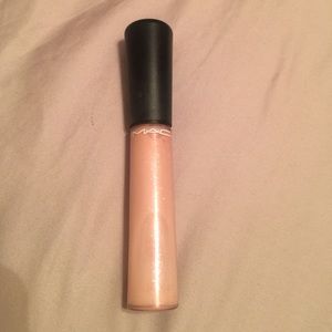 Mac mineralize glass poetic lipgloss