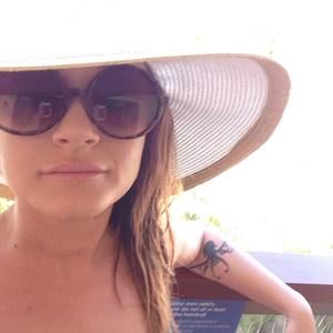 Meet your Posher, Alexandra