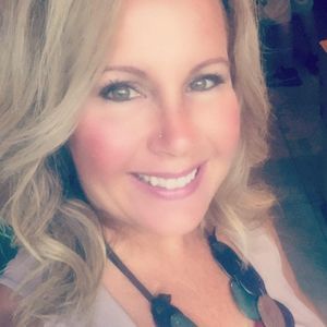 Meet your Posher, Darcie