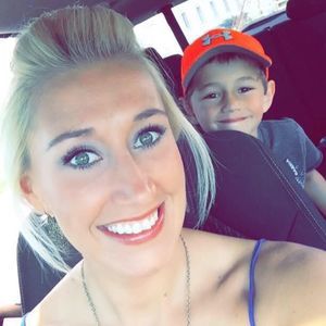 Meet your Posher, Christine