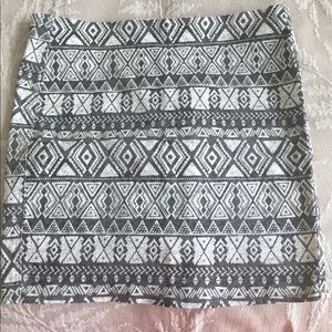 Aztec mini skirt, sz 6