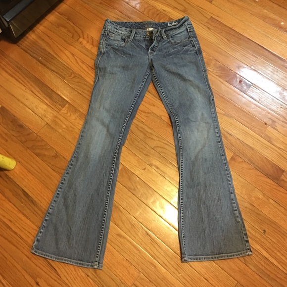 Silver Eden jeans size 27 x 31 great condition