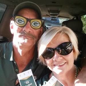 Meet your Posher, Raynee