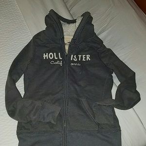 Hollister warm zipper sweater