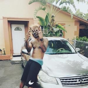 Meet your Posher, Wesley