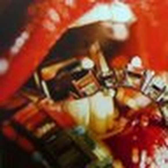 Meet your Posher, Kathae