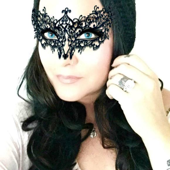 Meet your Posher, Misty