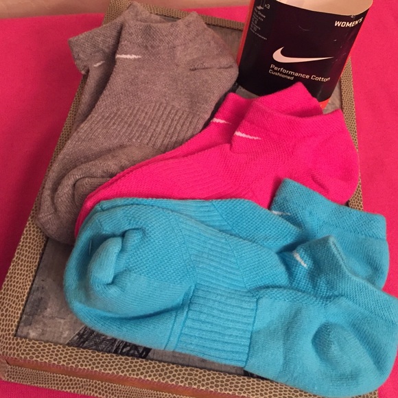 Nike Accessories - ONLY 1 LEFT! Nike No Show Socks, 3 Pairs