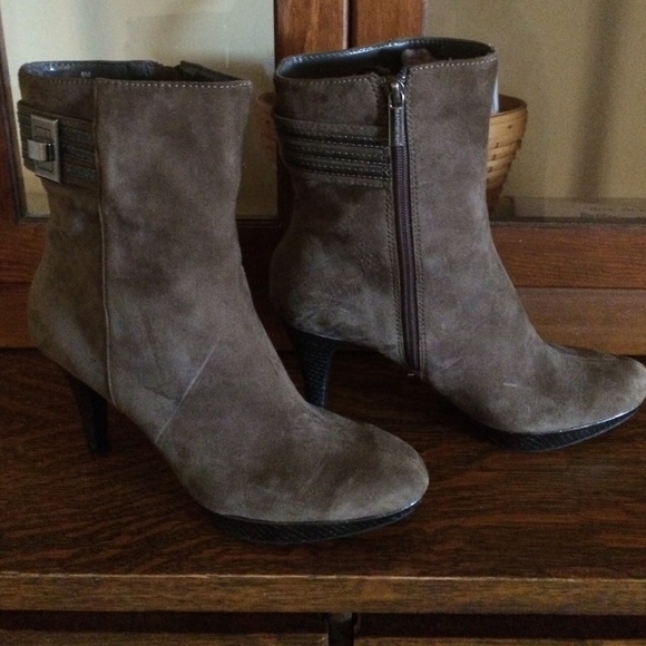 Size 8M ladies suede ankle  boots taupe