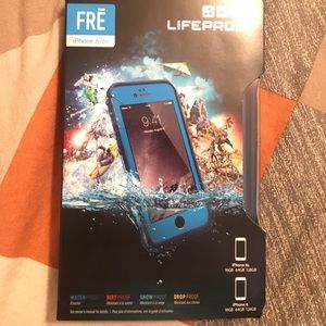 Brand new life proof 6/6s, never been opened