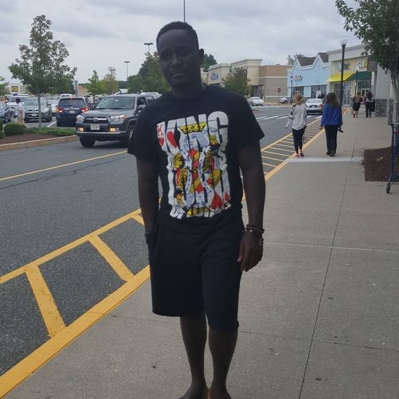 Meet your Posher, Stephen - Picture 1 of 1