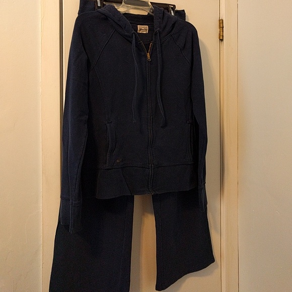 Navy Converse One Star Sweatshirt/Sweatpants combo