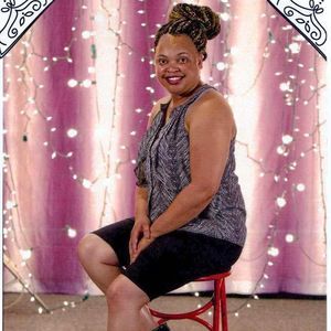 Meet your Posher, Anitra