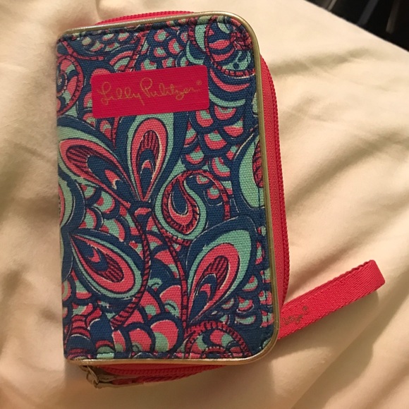 Lilly Pulitzer Wristlet - Picture 3 of 3